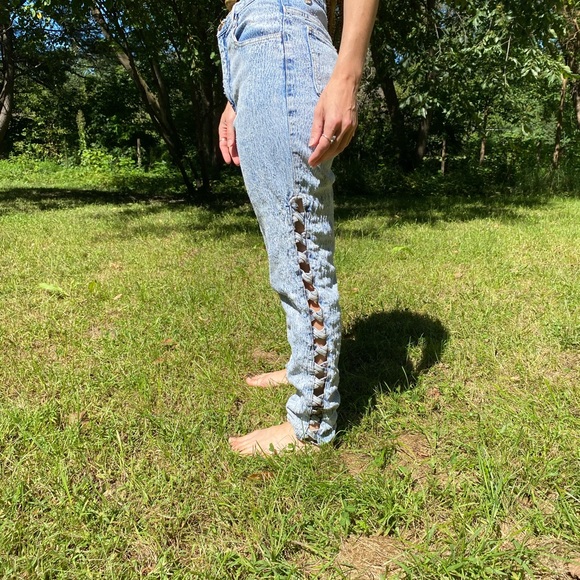 1980s Frederick's of Hollywood vintage acid wash cut out jeans - Picture 6 of 9